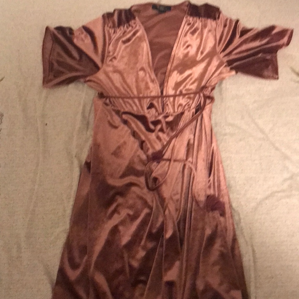 Dress - Picture 3 of 5